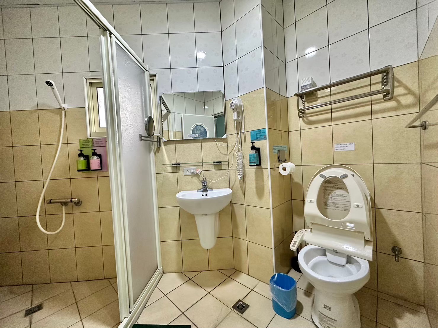 雙人天后套房10