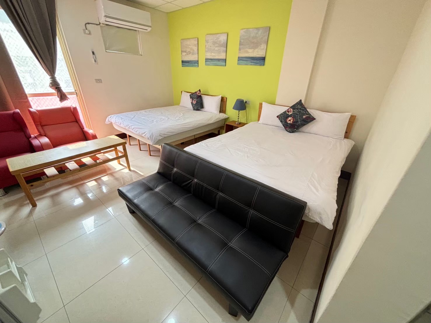 四人龍山雅居套房3